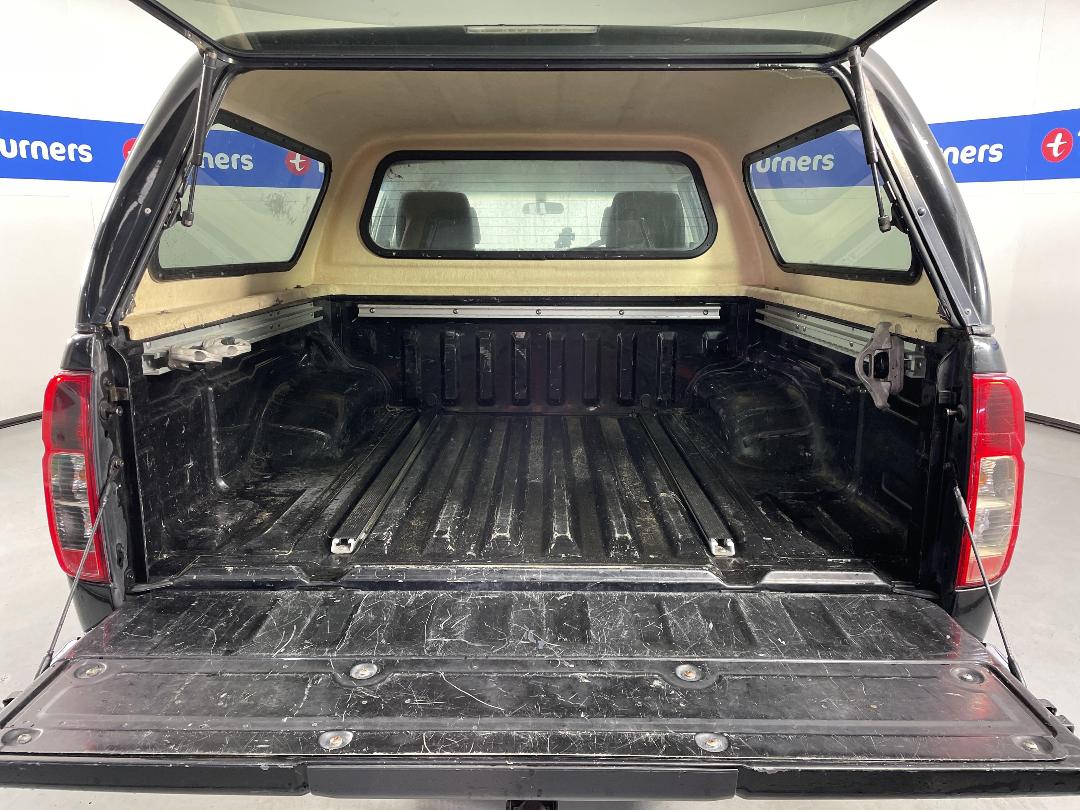 Photo '14' of Nissan Navara