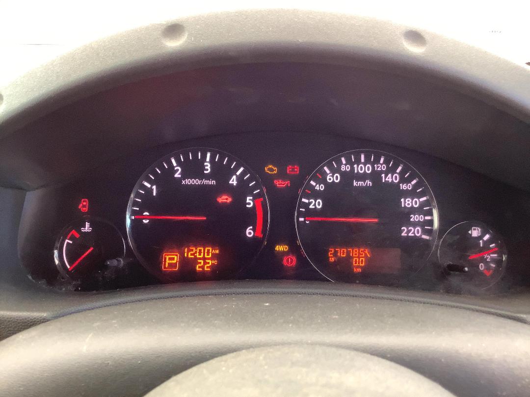 Photo '14' of Nissan Navara D/C ST-X