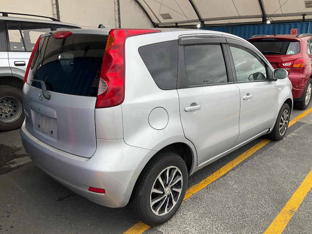 Photo '17' of Nissan Note Photo '17' of Nissan Note