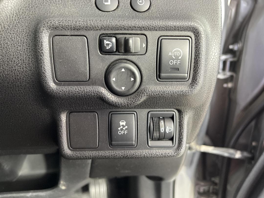 Photo '26' of Nissan Note Photo '26' of Nissan Note