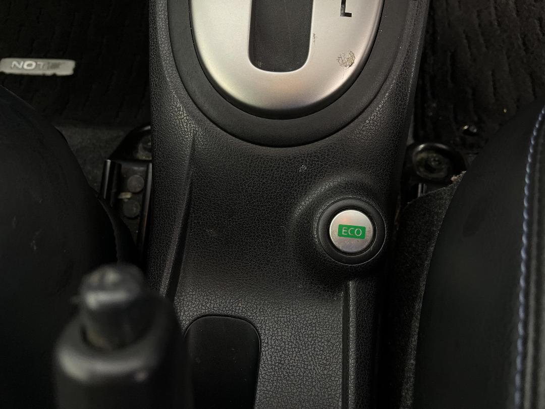 Photo '28' of Nissan Note Photo '28' of Nissan Note