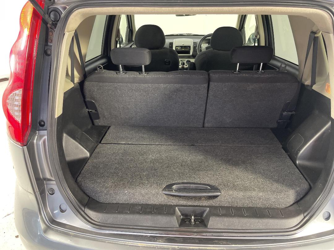 Photo '14' of Nissan Note Photo '14' of Nissan Note