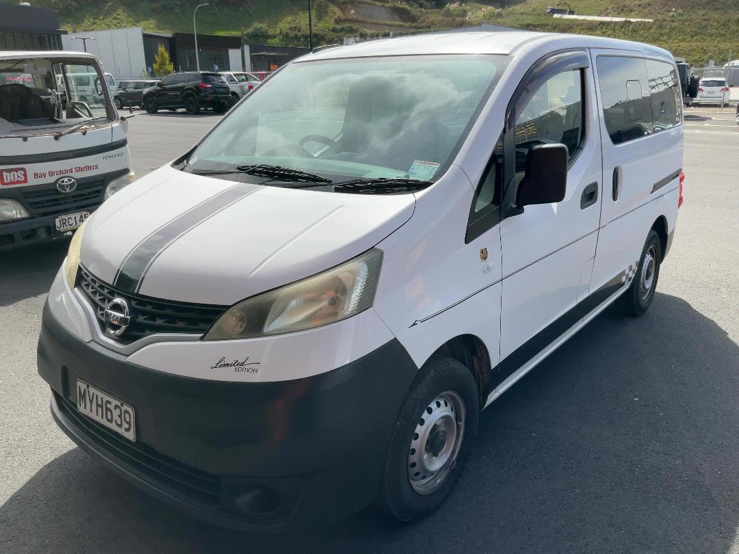 Photo '3' of Nissan NV200 Photo '3' of Nissan NV200