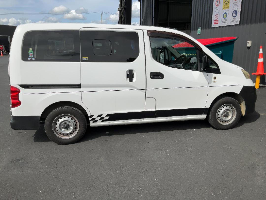 Photo '8' of Nissan NV200 Photo '8' of Nissan NV200