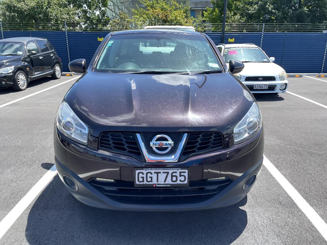 Photo '3' of Nissan Qashqai ST Photo '3' of Nissan Qashqai ST