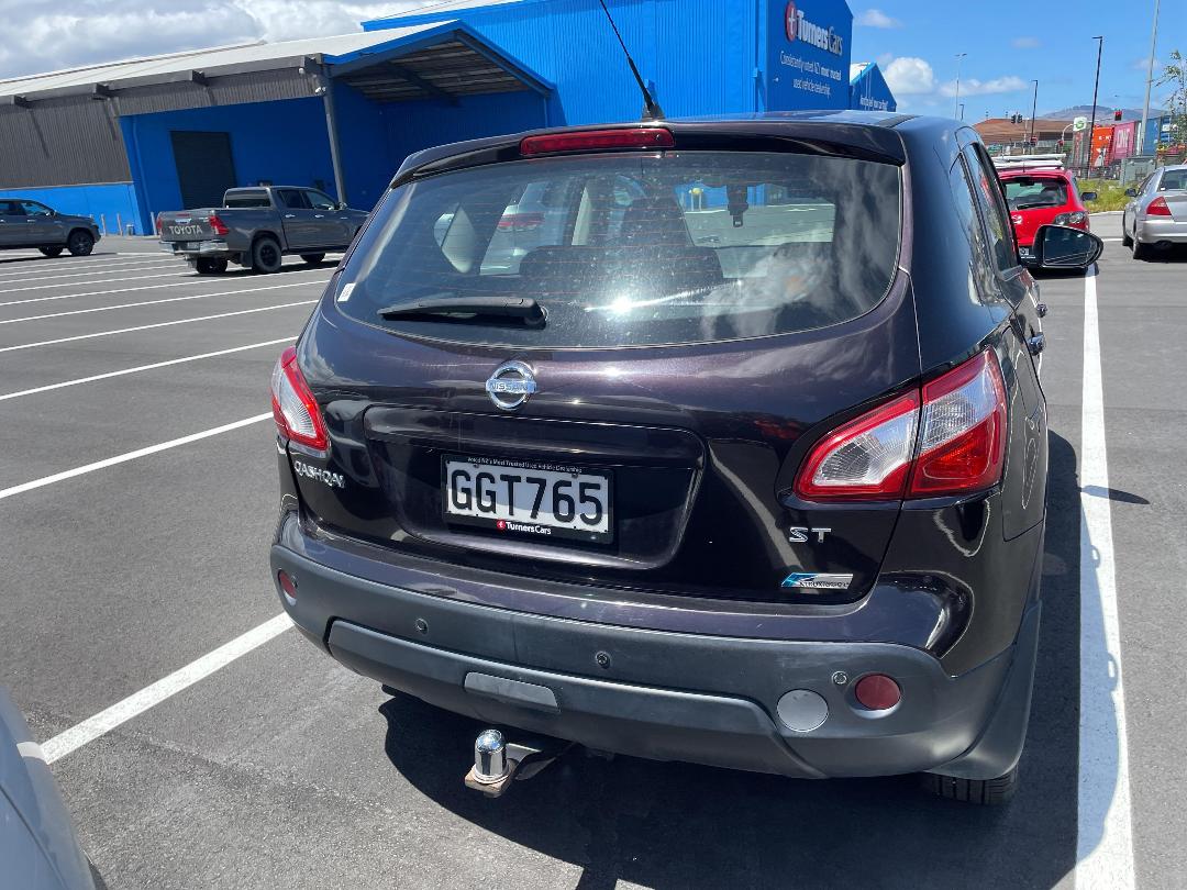 Photo '9' of Nissan Qashqai ST Photo '9' of Nissan Qashqai ST