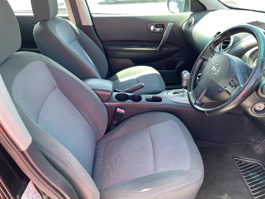 Photo '13' of Nissan Qashqai ST Photo '13' of Nissan Qashqai ST