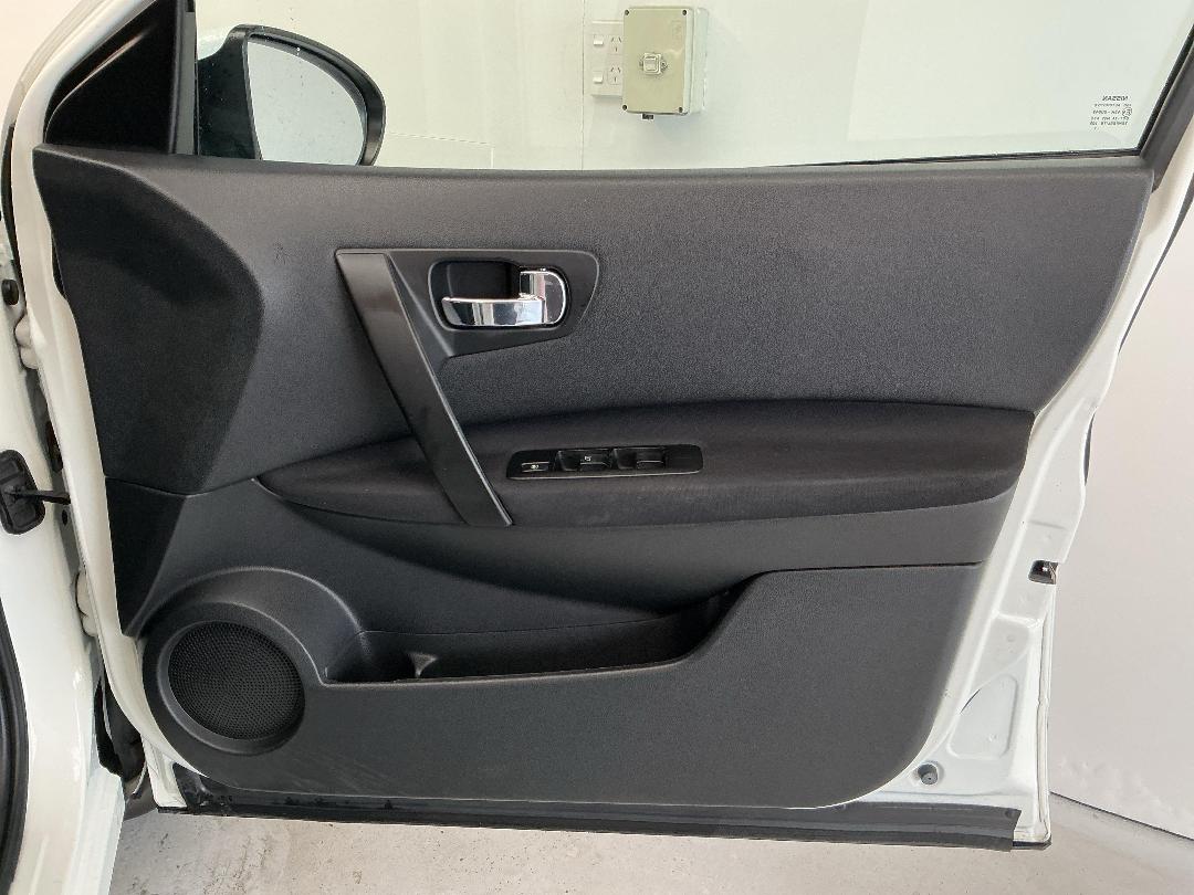 Photo '15' of Nissan Qashqai