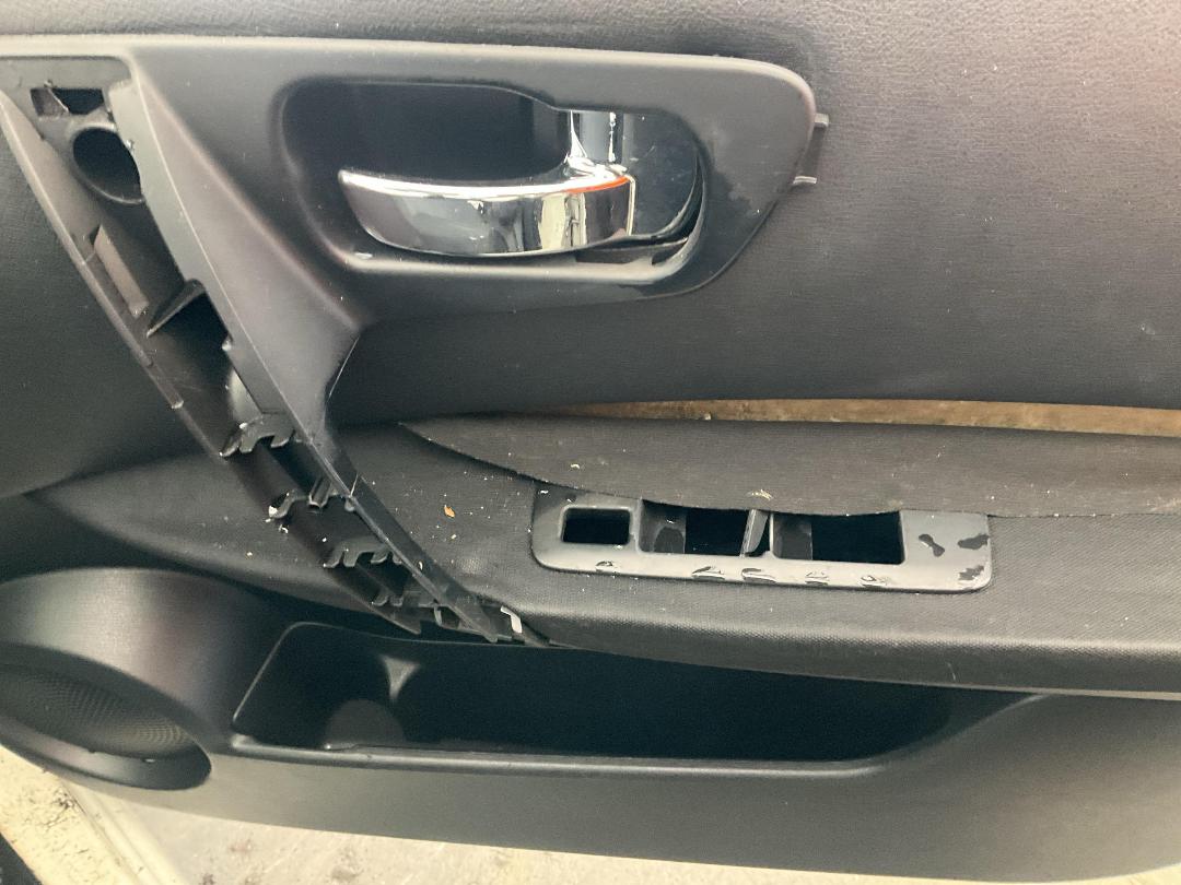 Photo '10' of Nissan Qashqai ST