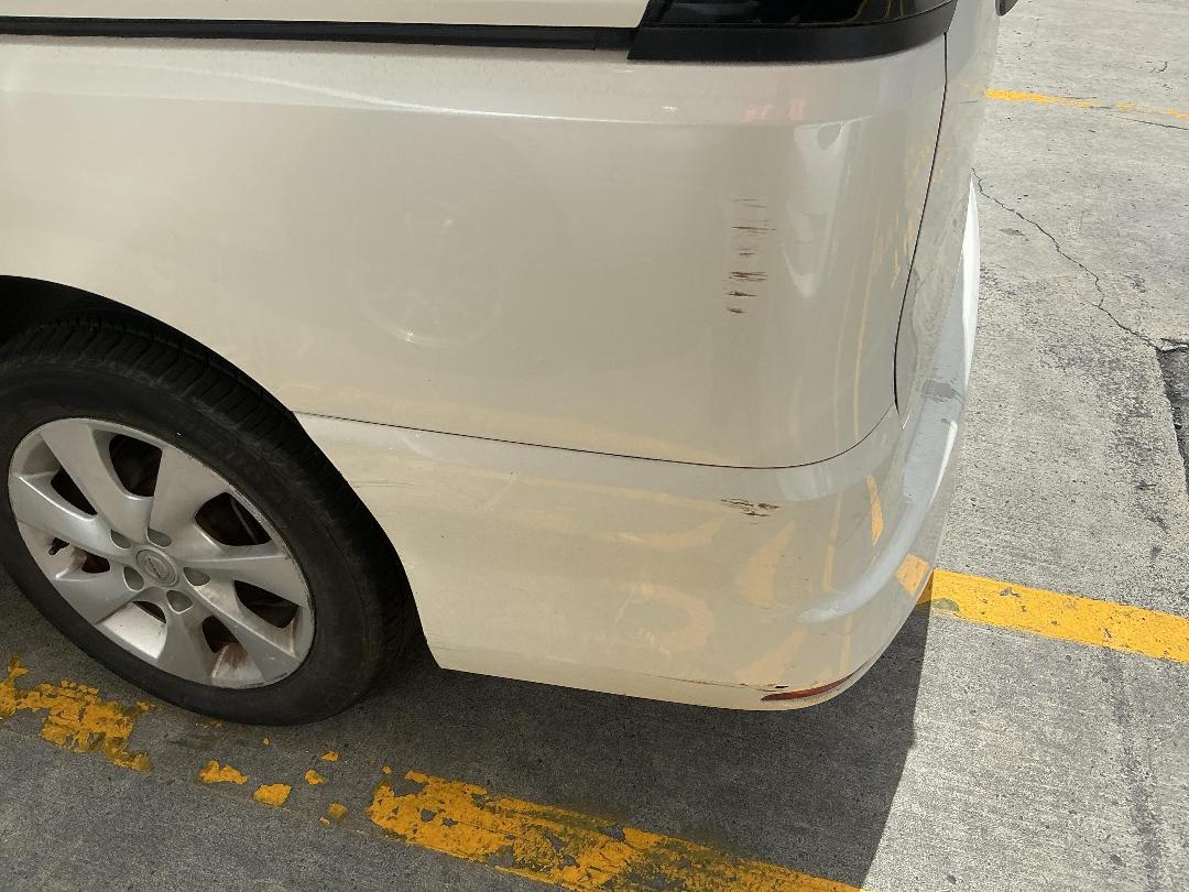 Photo '12' of Nissan Serena Hybrid Photo '12' of Nissan Serena Hybrid