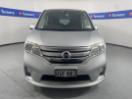 Thumbnail '2' of Nissan Serena