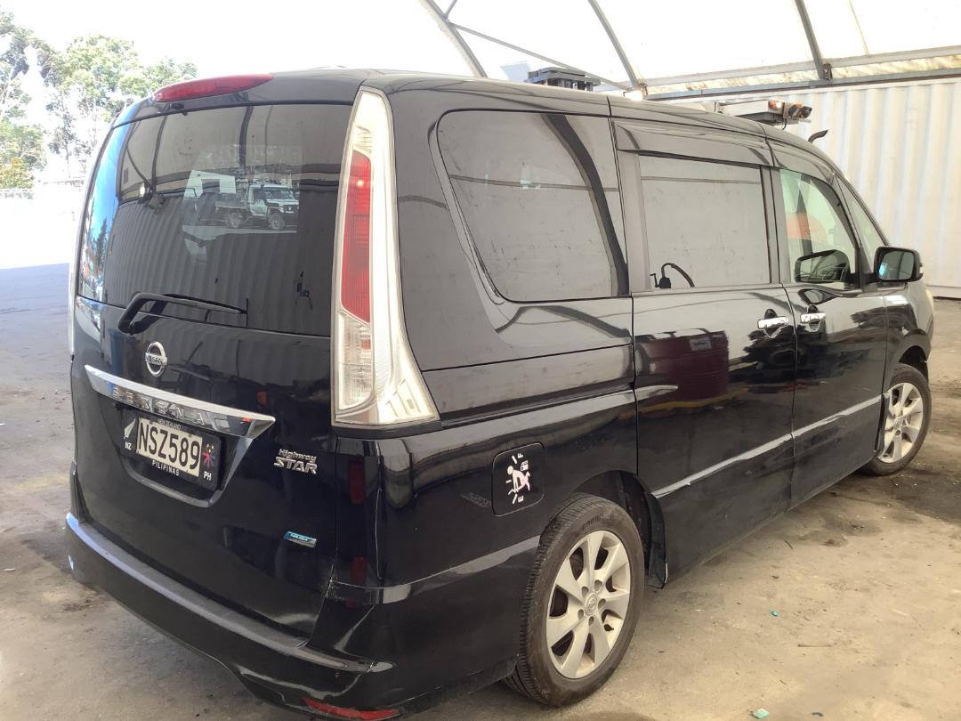 Photo '5' of Nissan Serena Highway Star Photo '5' of Nissan Serena Highway Star