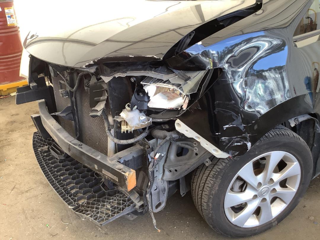 Photo '2' of Nissan Serena Highway Star Photo '2' of Nissan Serena Highway Star