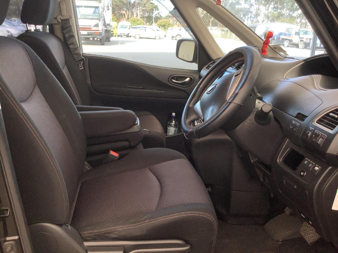 Photo '9' of Nissan Serena Highway Star Photo '9' of Nissan Serena Highway Star