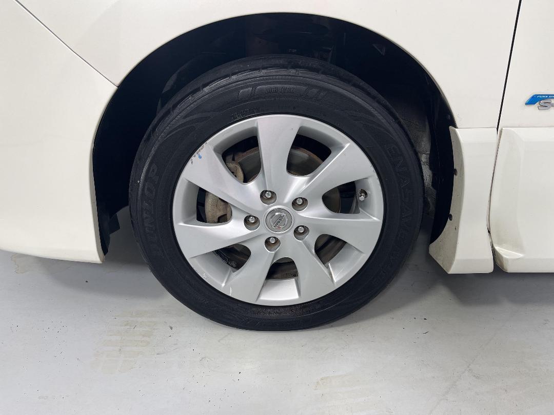 Photo '10' of Nissan Serena