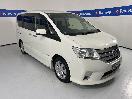 Thumbnail '1' of Nissan Serena