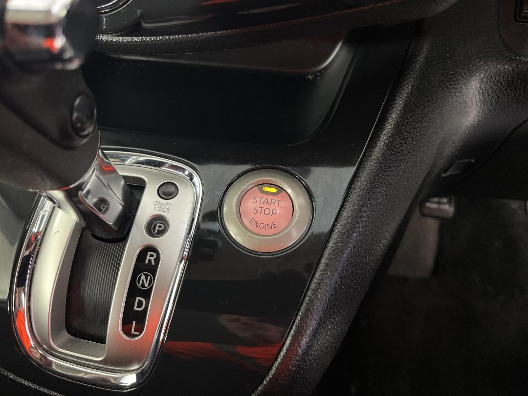 Photo '27' of Nissan Serena