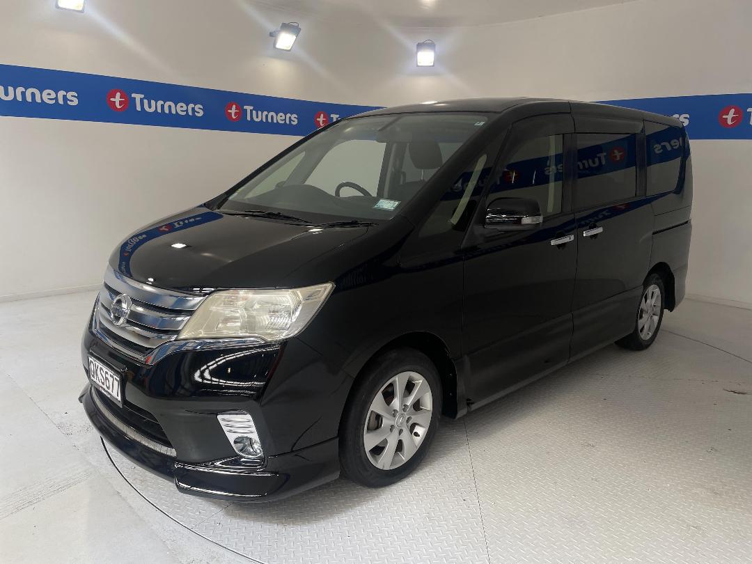 Photo '4' of Nissan Serena