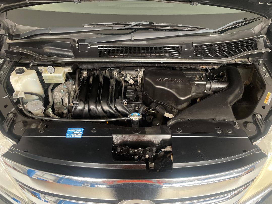 Photo '13' of Nissan Serena