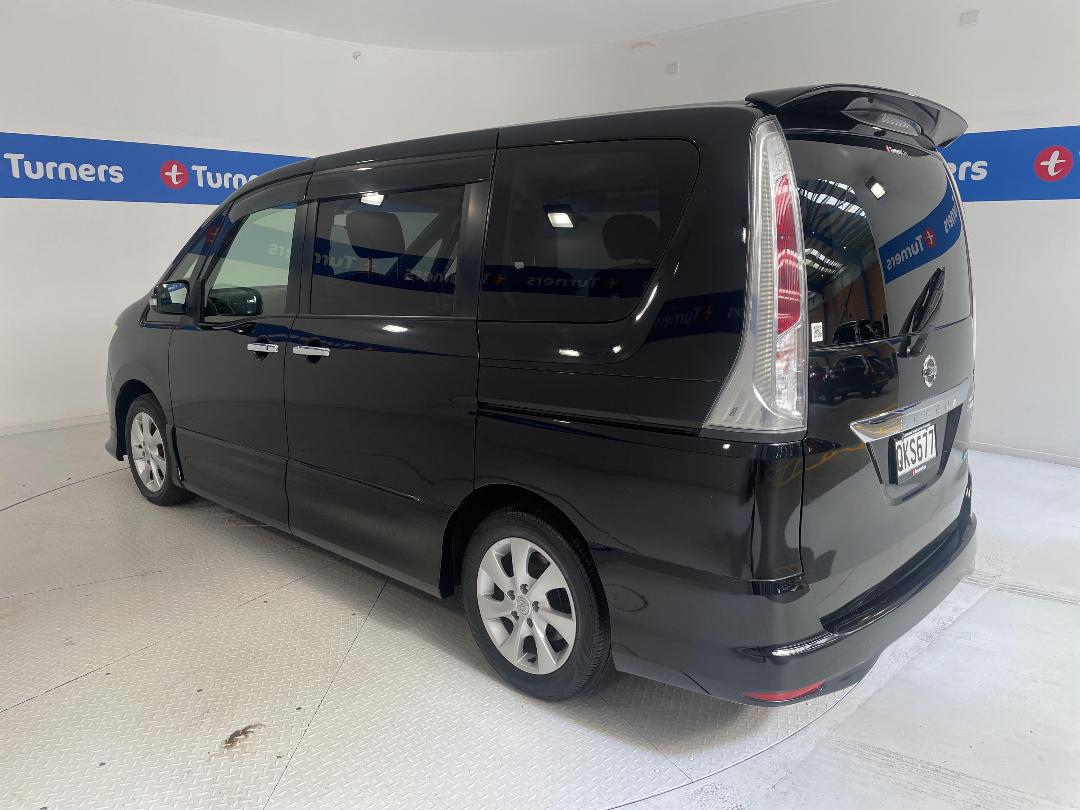 Photo '5' of Nissan Serena
