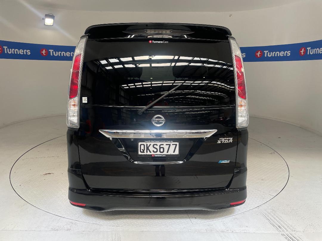 Photo '6' of Nissan Serena