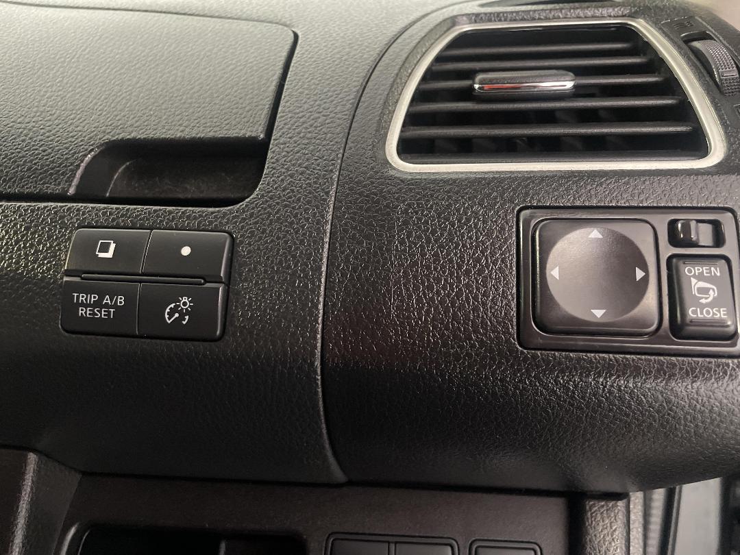 Photo '26' of Nissan Serena