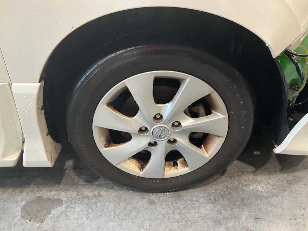 Photo '10' of Nissan Serena Photo '10' of Nissan Serena