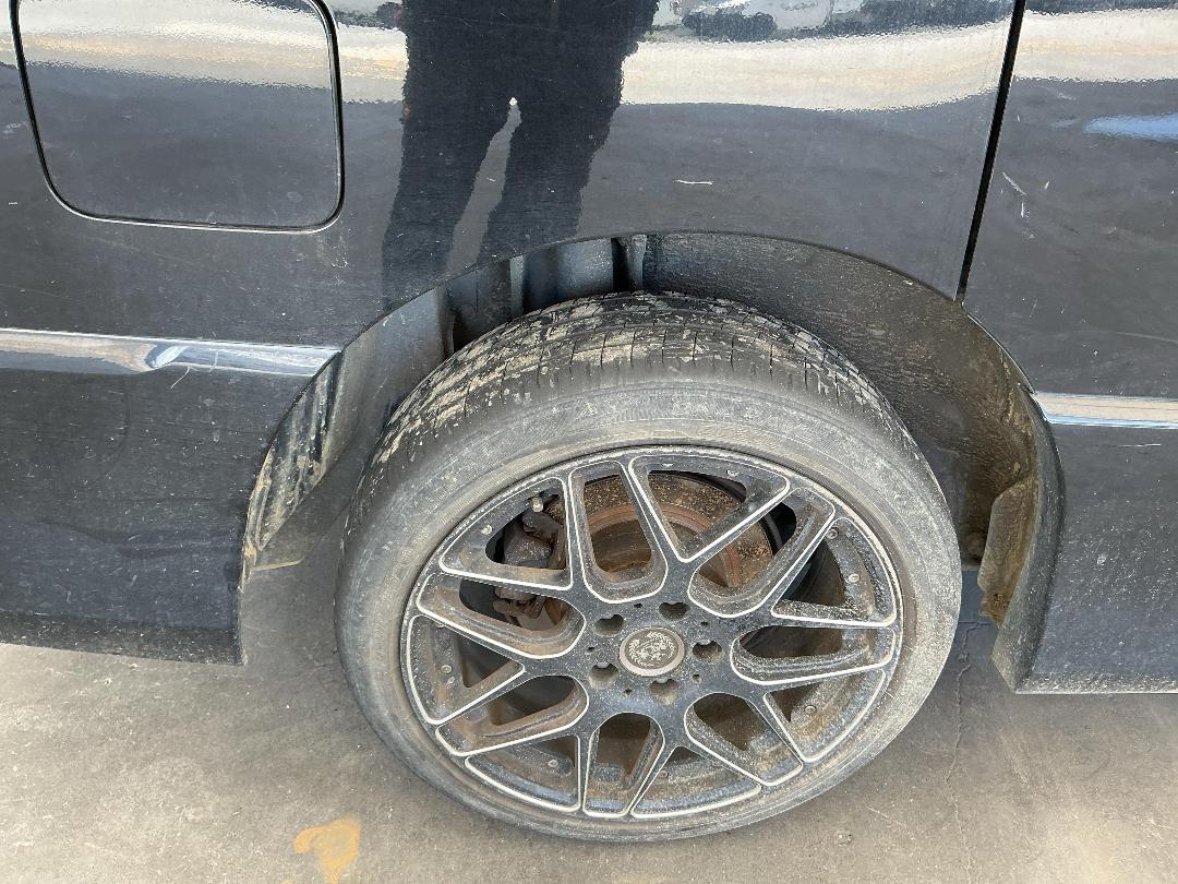 Photo '24' of Nissan Serena Highway Star Photo '24' of Nissan Serena Highway Star