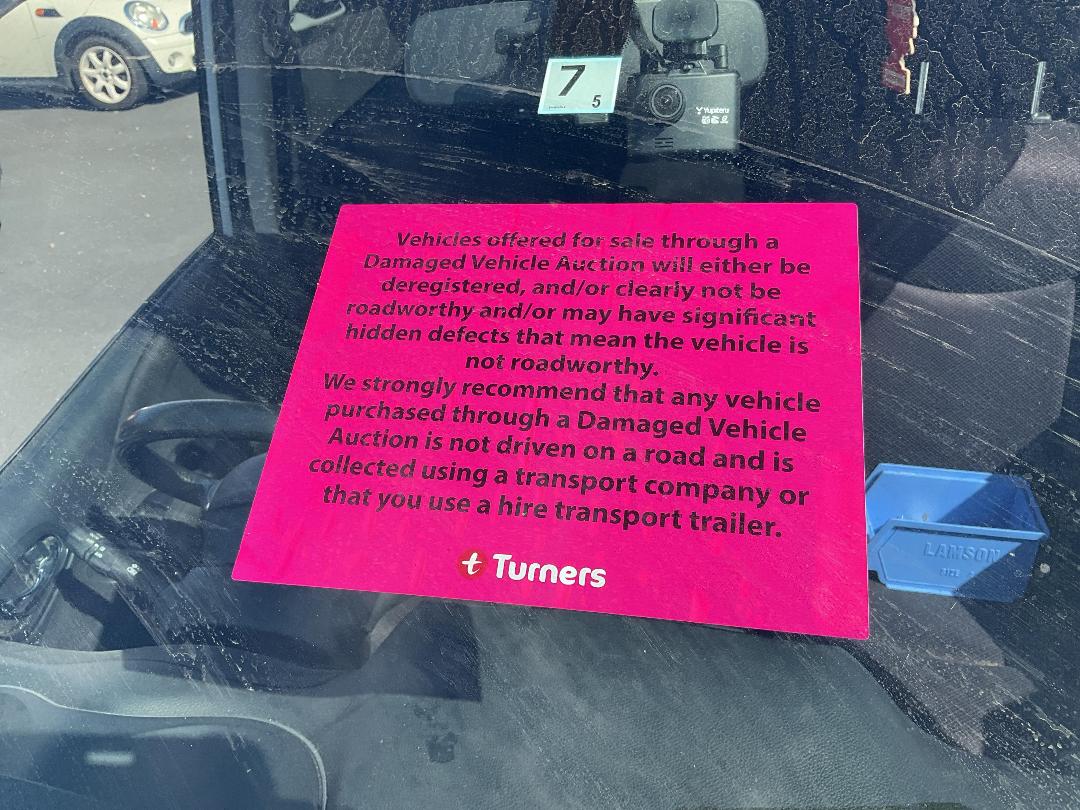 Photo '13' of Nissan Serena