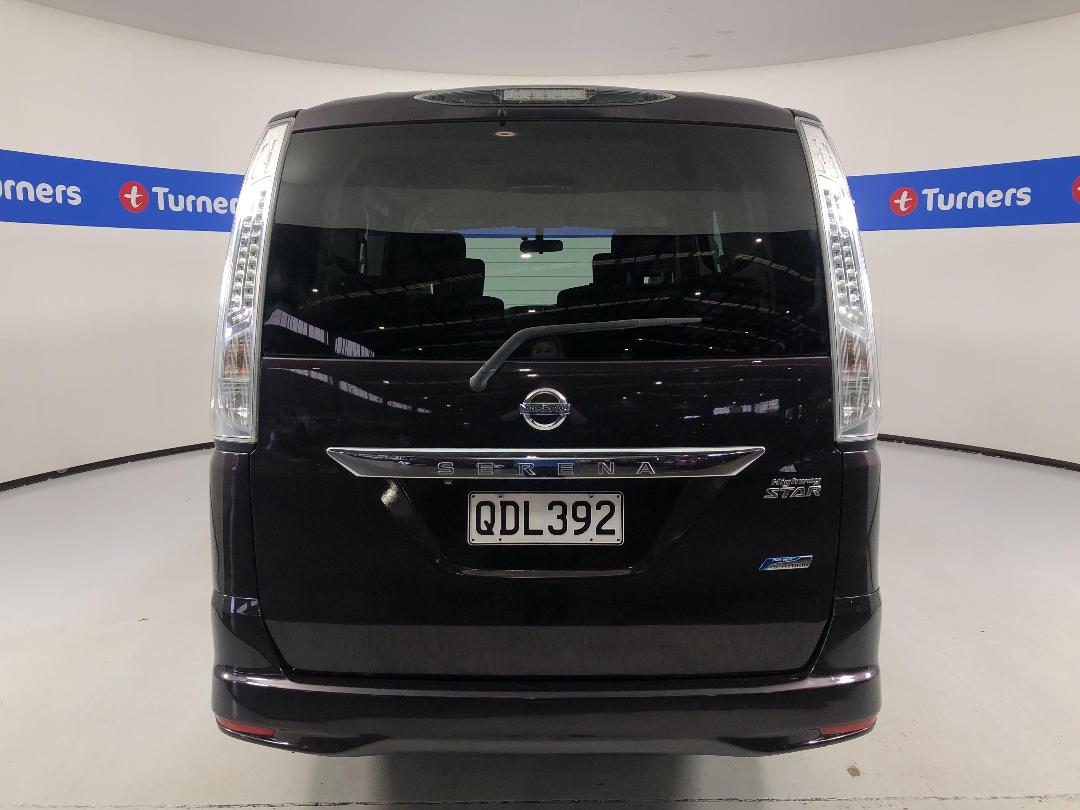 Photo '6' of Nissan Serena