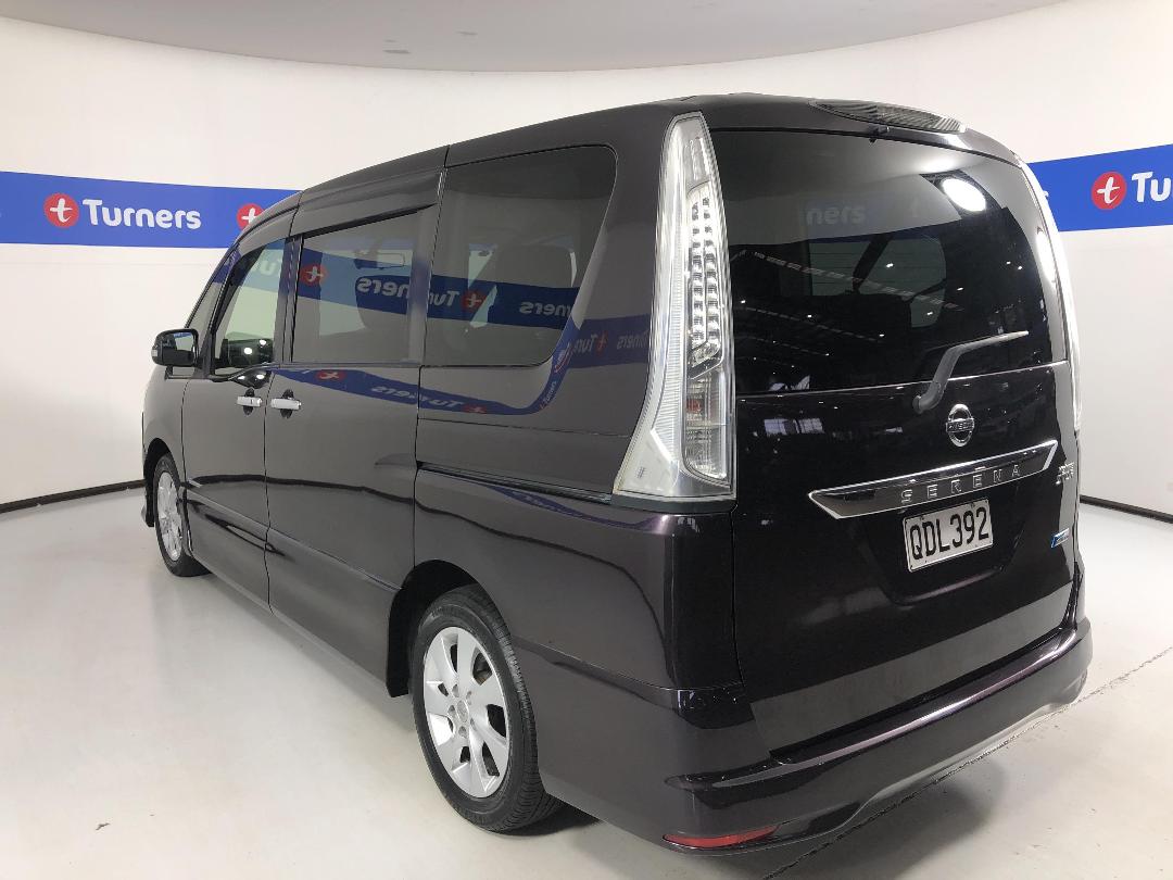 Photo '5' of Nissan Serena
