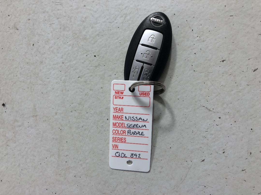 Photo '22' of Nissan Serena