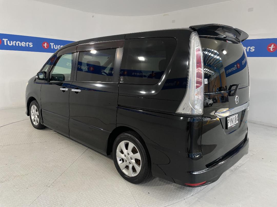 Photo '5' of Nissan Serena