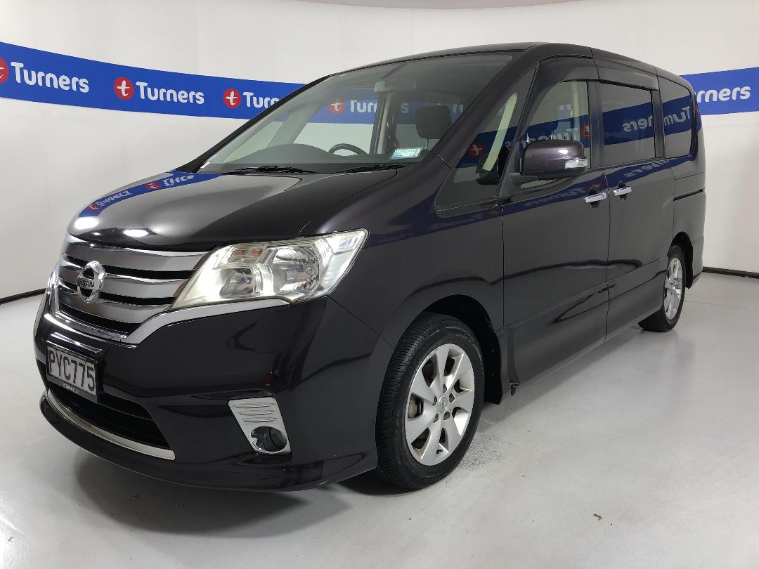 Photo '4' of Nissan Serena