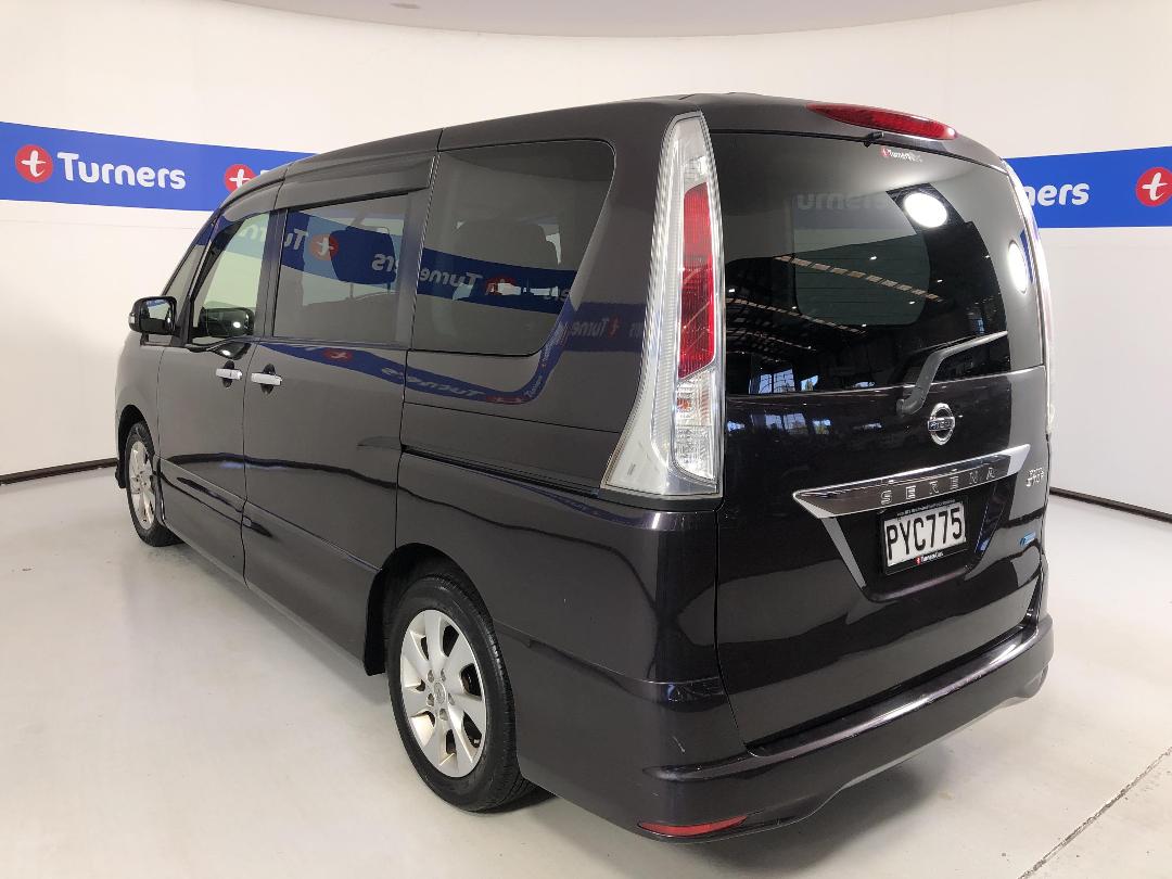 Photo '5' of Nissan Serena