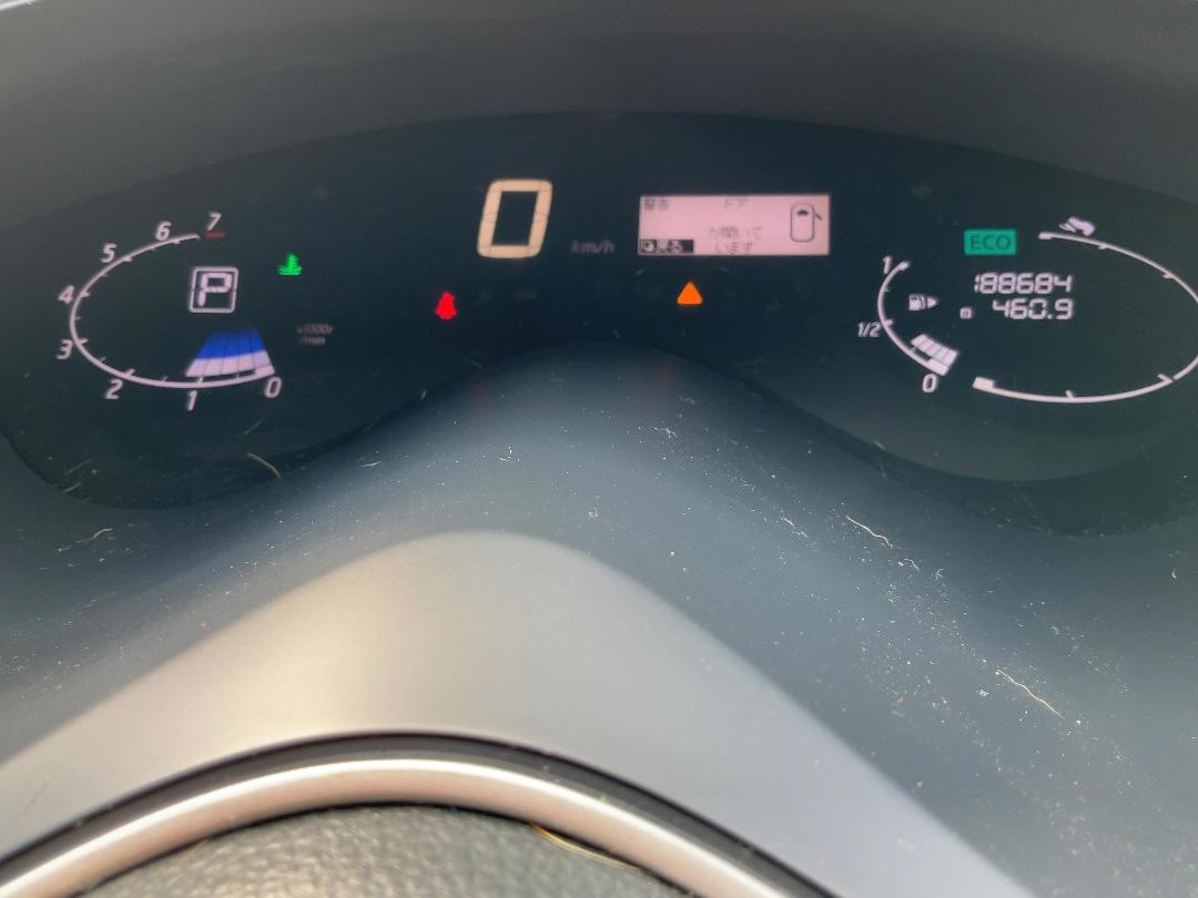 Photo '23' of Nissan Serena