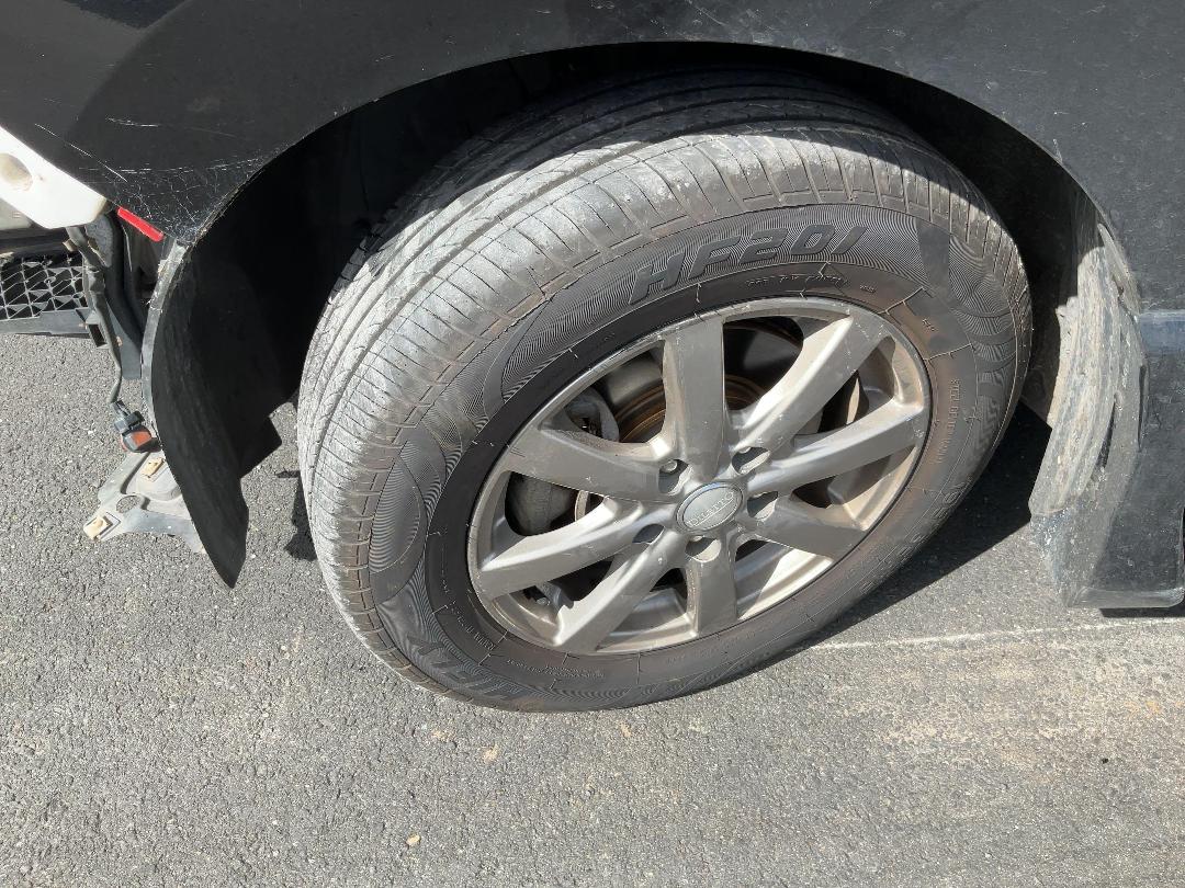 Photo '11' of Nissan Serena