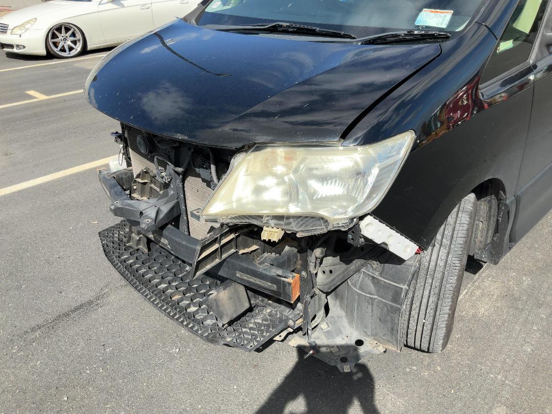 Photo '14' of Nissan Serena