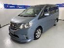 Thumbnail '4' of Nissan Serena