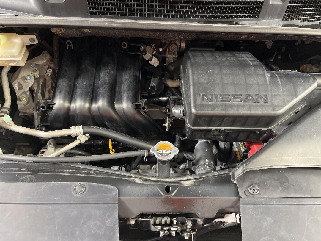 Photo '13' of Nissan Serena