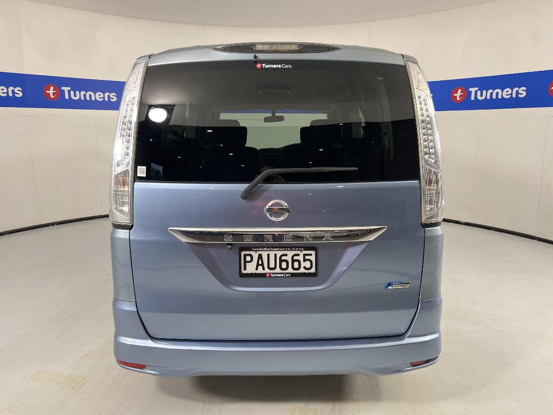 Photo '6' of Nissan Serena