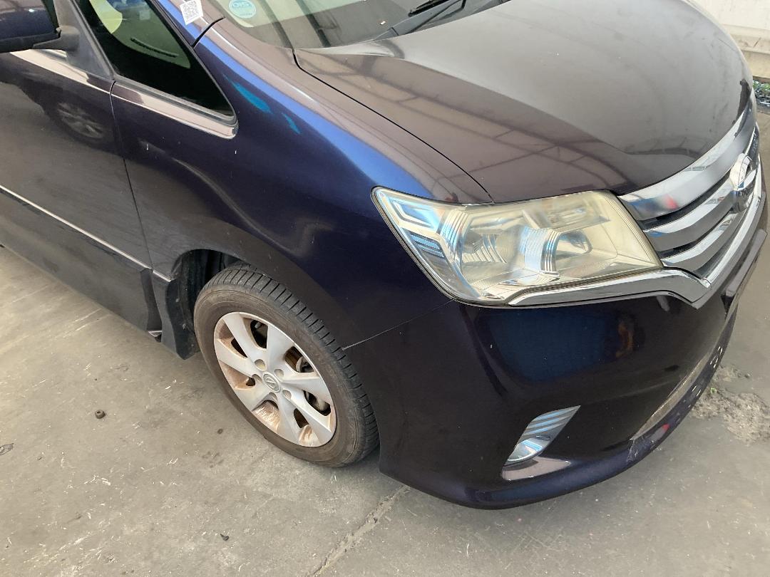 Photo '4' of Nissan Serena