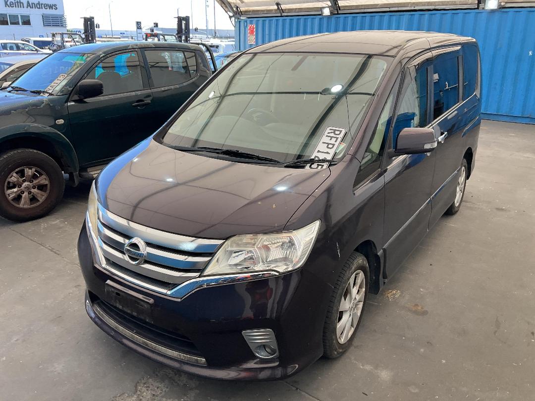 Photo '6' of Nissan Serena