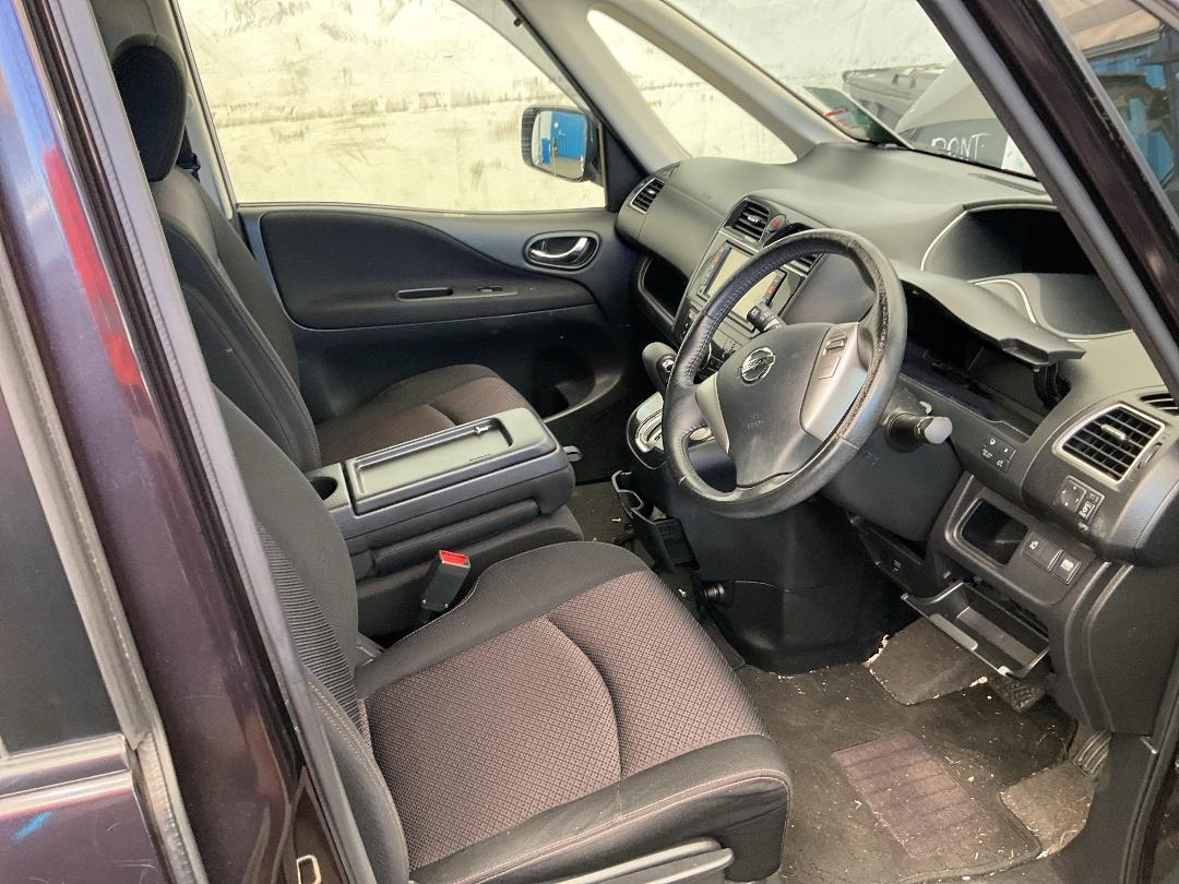 Photo '22' of Nissan Serena