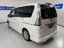 Thumbnail '5' of Nissan Serena