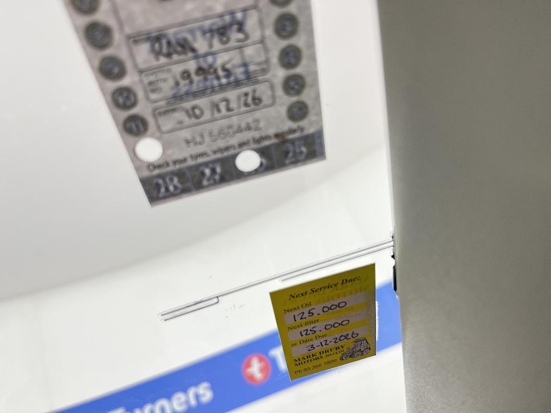 Photo '22' of Nissan Serena