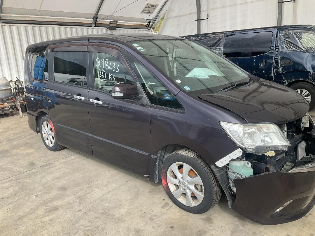 Photo '6' of Nissan Serena