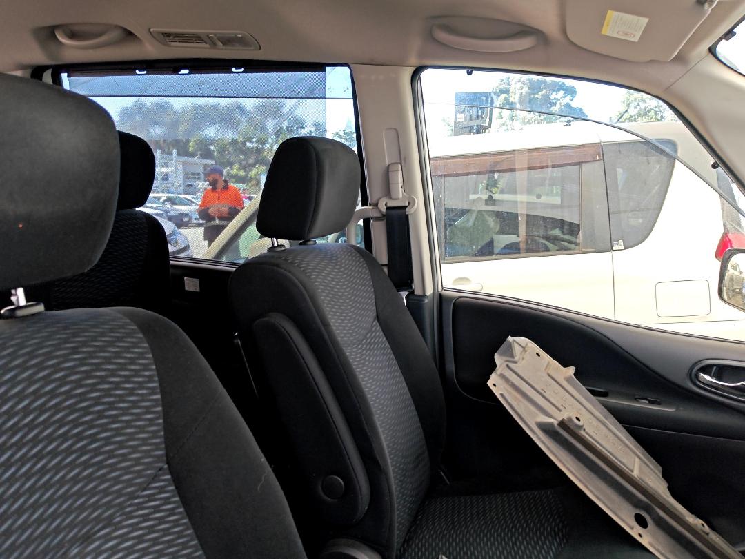 Photo '13' of Nissan Serena