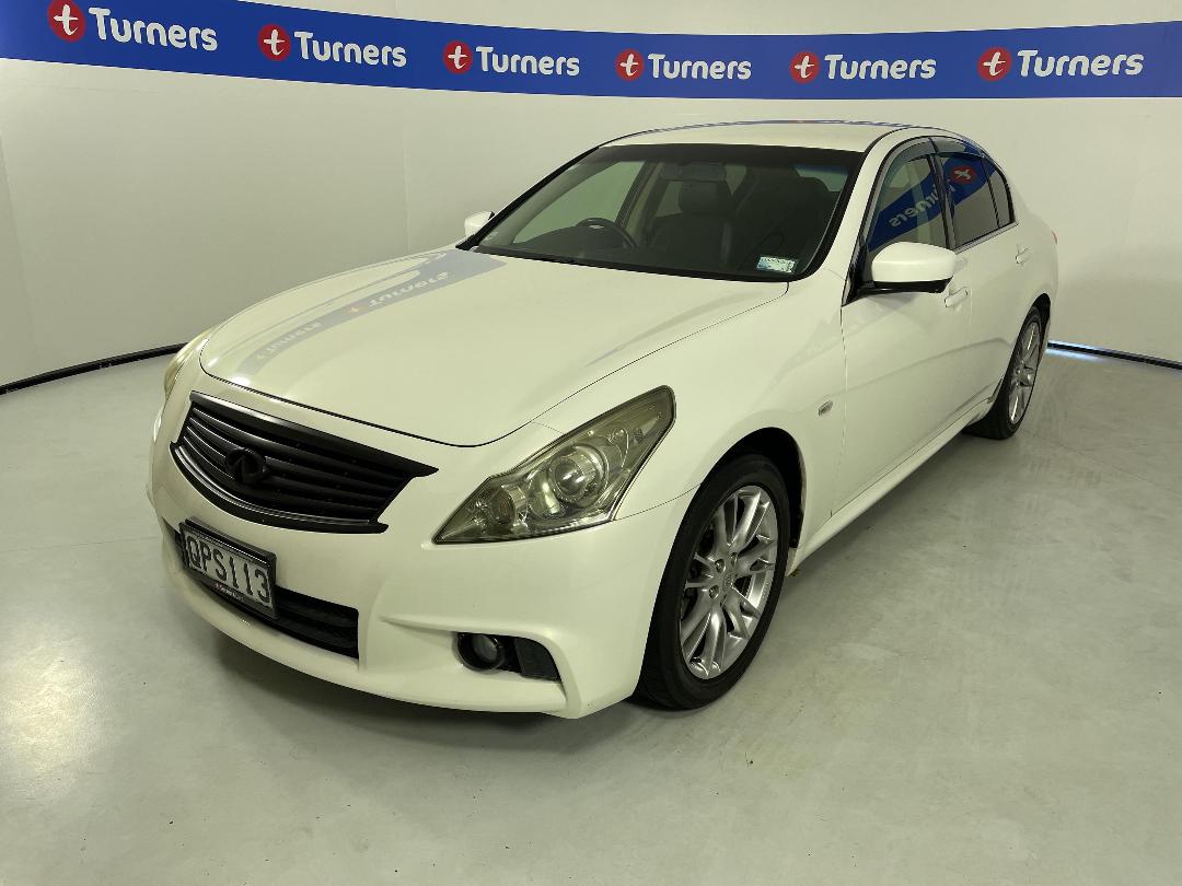 Photo '4' of Nissan Skyline