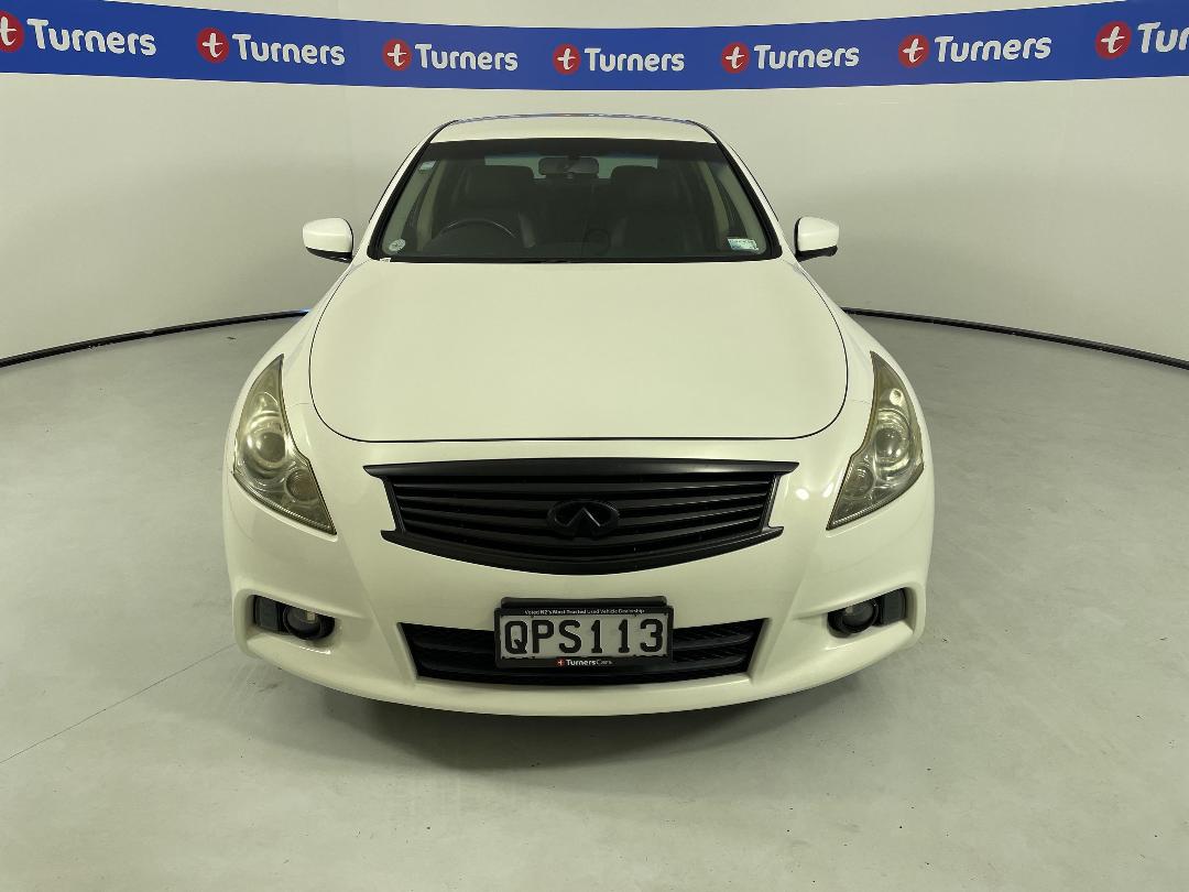 Photo '2' of Nissan Skyline